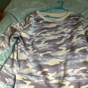 Camo sweatshirt
